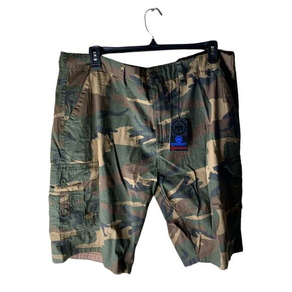 Monument Army Camo Cargo Short Men's Size 42 New - Picture 3 of 12